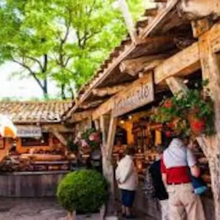 Del Re 7 Dans Avec Piscine Apartamento La Flotte