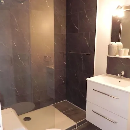 Del Re 7 Dans Avec Piscine